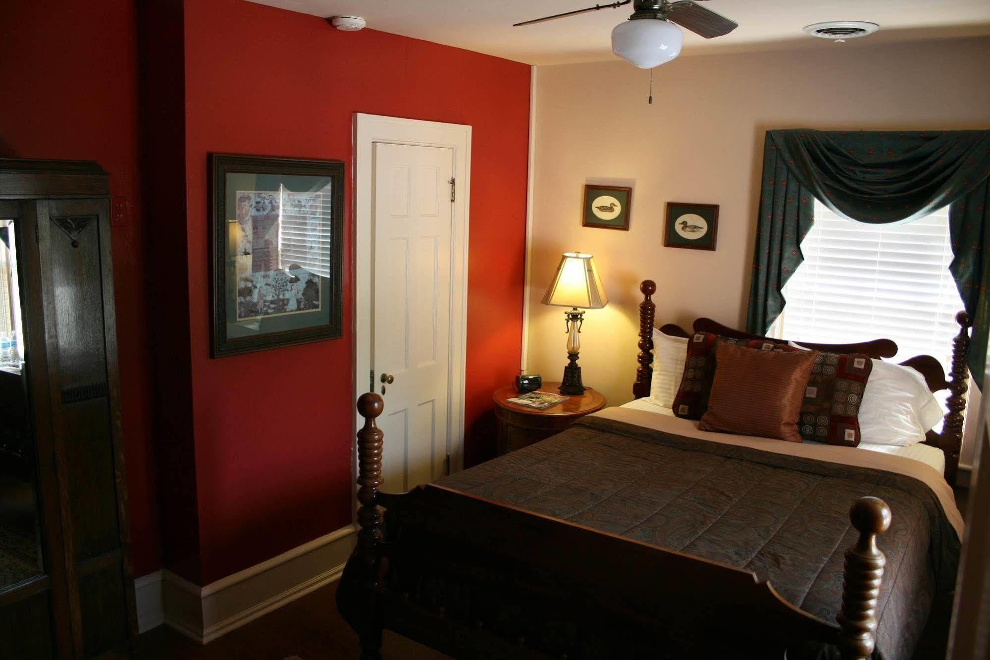 Williamsburg Manor B&B Exterior photo